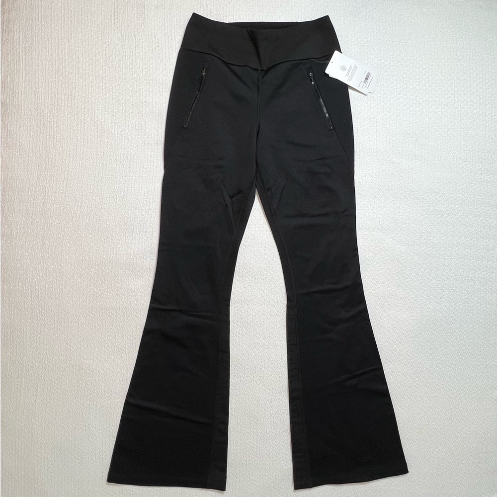 NWT Athleta Peak Hybrid Fleece Bootcut Black, Size Small Tall